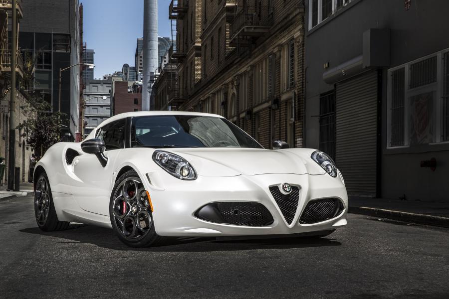  Alfa Romeo 4C Launch Edition (960) 2015 года  (NA) (фото 1 из 44)